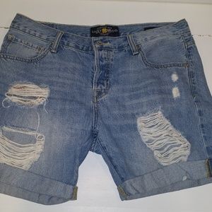 Distressed Lucky Brand Boyfriend shorts Size 8/29